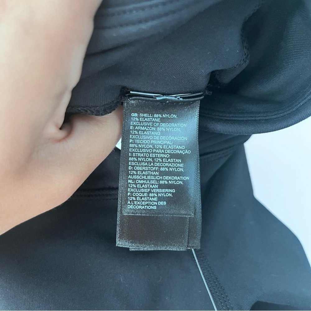 NWT The North Face Motivation High-Rise Pocket Crop Leggings Women’s Black XS - Picture 8 of 10